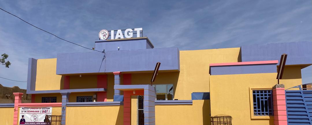 Façade de l’Institut Africain de Gestion et de Technologie à Niamey
